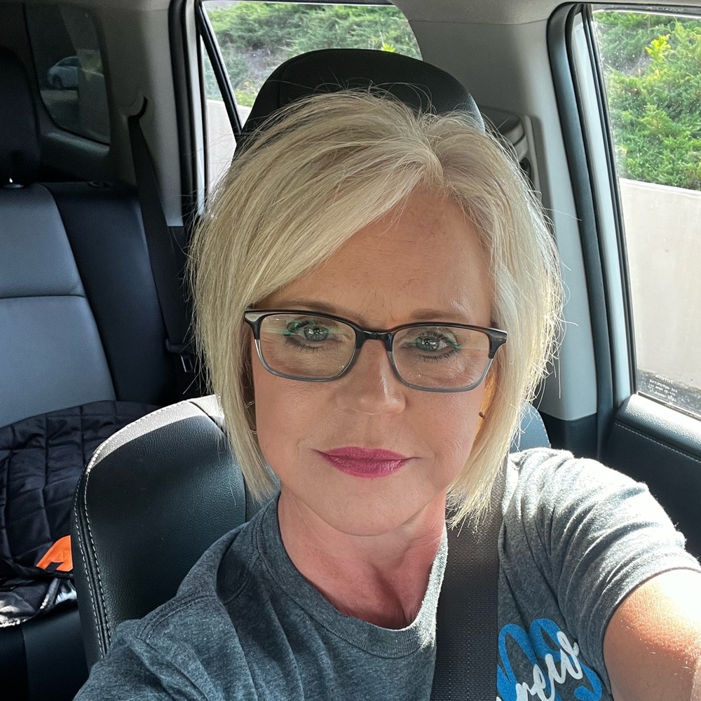 Meet your Posher, Darlene